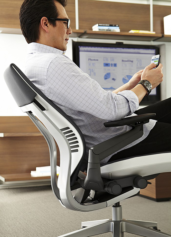 The Science of Sitting_Gesture by Steelcase_3