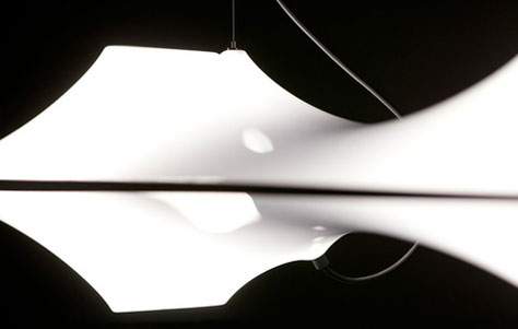 A Mountainous Spaceship Design: Han Koning’s Static Plastic L Lamp