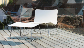 Viteo's SLIM Collection Lounge Chair Beckons Us to Summer
