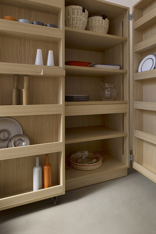Studio Benedini Associati Create A Flexible Oak Kitchen Cabinet For KEY Cucine