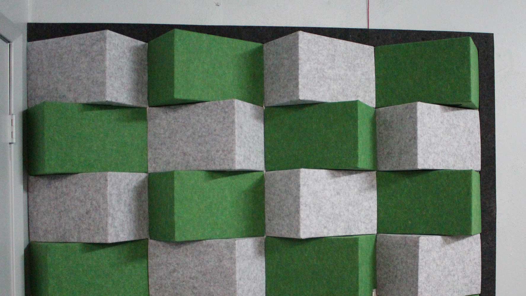 Stille privacy wall made of gray and green Fella Acoustical Felt