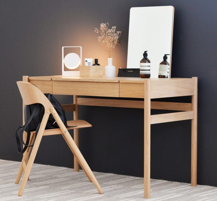 Case Furniture Pala Table as dressing table with mirror and other personal items 