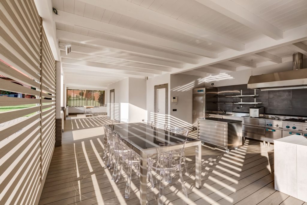 UltraShield by Déco interior view of veranda with UltraShield floor and slat walls