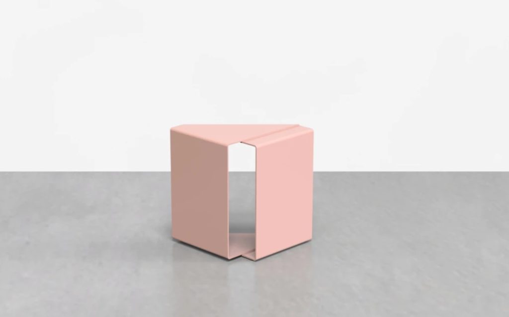 Uhuru Fold Collection table in pink