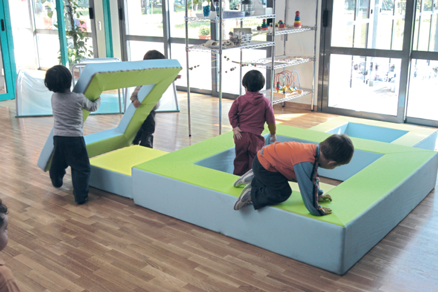 Play+ Furniture modular builiding elements with kids