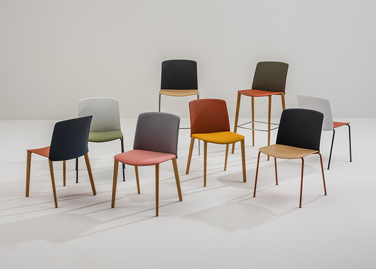 Mixu seven seats in different heights and color combinations
