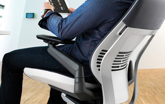 The Science of Sitting_Gesture by Steelcase_7