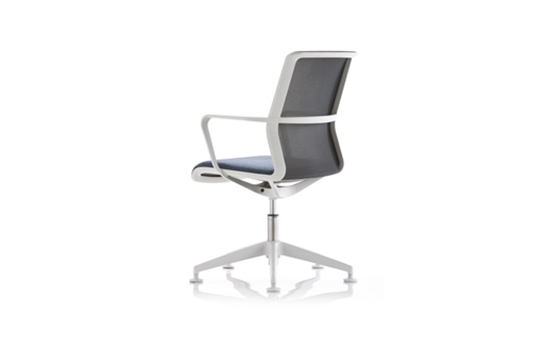 Allermuir Introduces Light Scale Circo Work Chair Designed by Justus Kolberg_3
