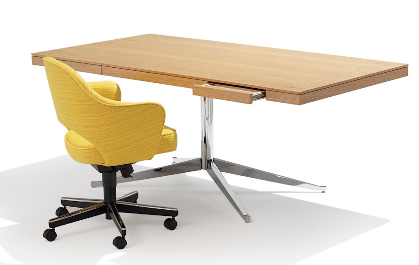 Knoll Executive: A Desk Ahead of Its Time