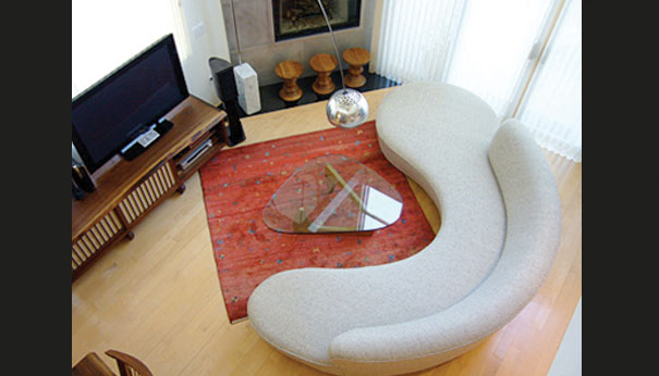 A New Piece From Vladimir Kagan: The Crescent Sofa