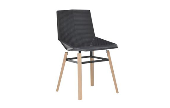 economically produced, 100% Recycled, 100% recyclable, Javier Mariscal, JANUS et Cie, chair, Green Side Chair, seating, cafe seating, hospitality seating, polypropylene, beech wood,