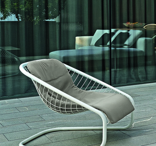 Minotti launches first outdoor collection
