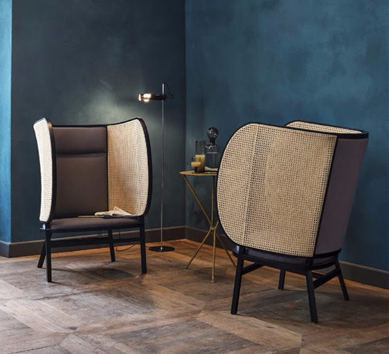 Front Create An Enveloping Lounge Chair For Gebrüder Thonet