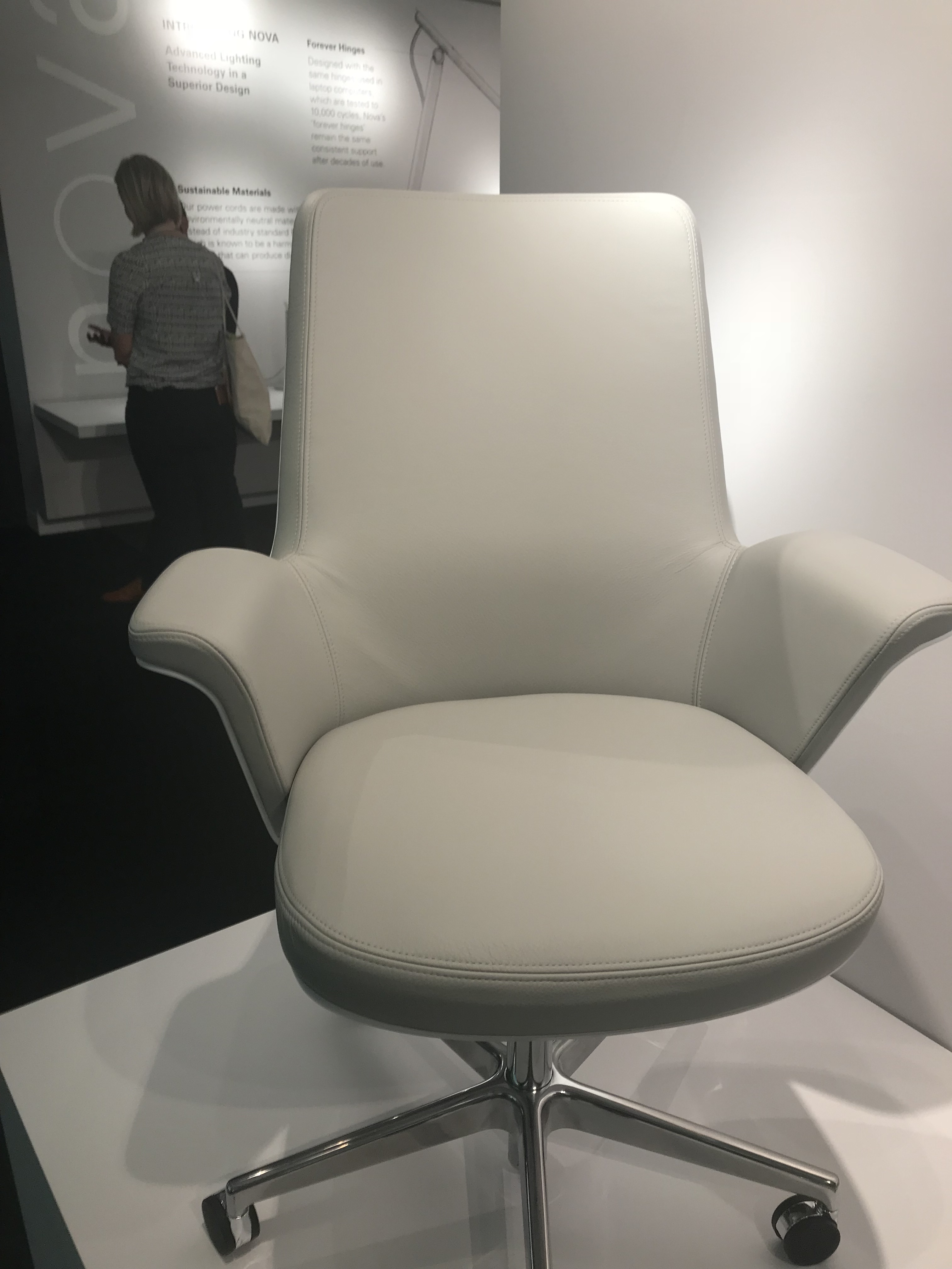 At NeoCon 2018: Award-Winning Debuts from Humanscale