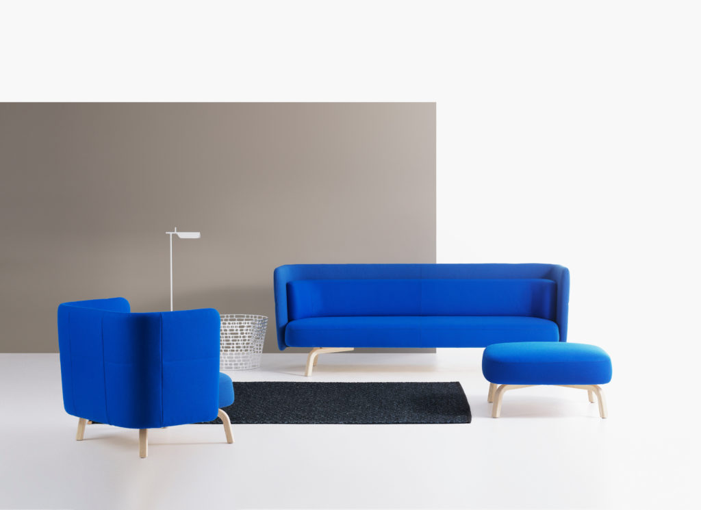 Portus Seating three pieces in royal blue