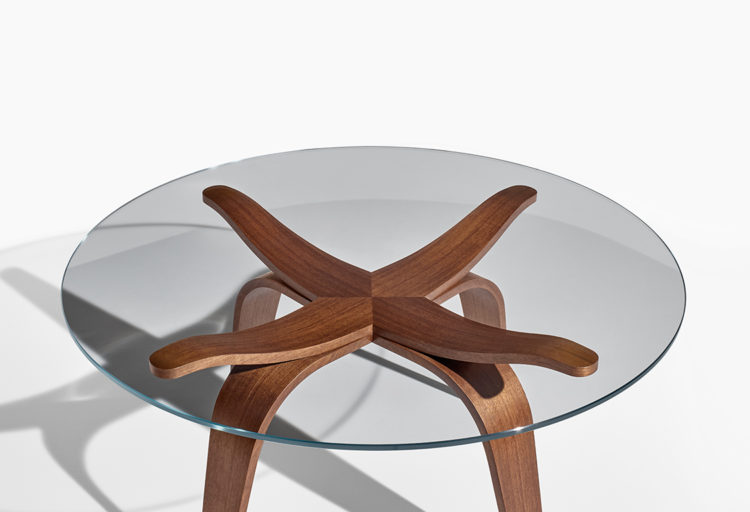 At NeoCon 2019: the Nucraft Alev Table Takes Gold