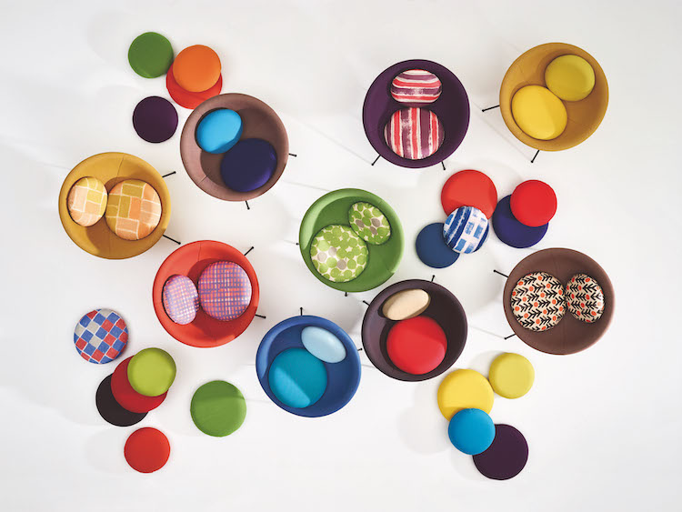 Arper Releases New Colors of Lina Bo Bardi’s Bowl Chair Just in Time for Fall