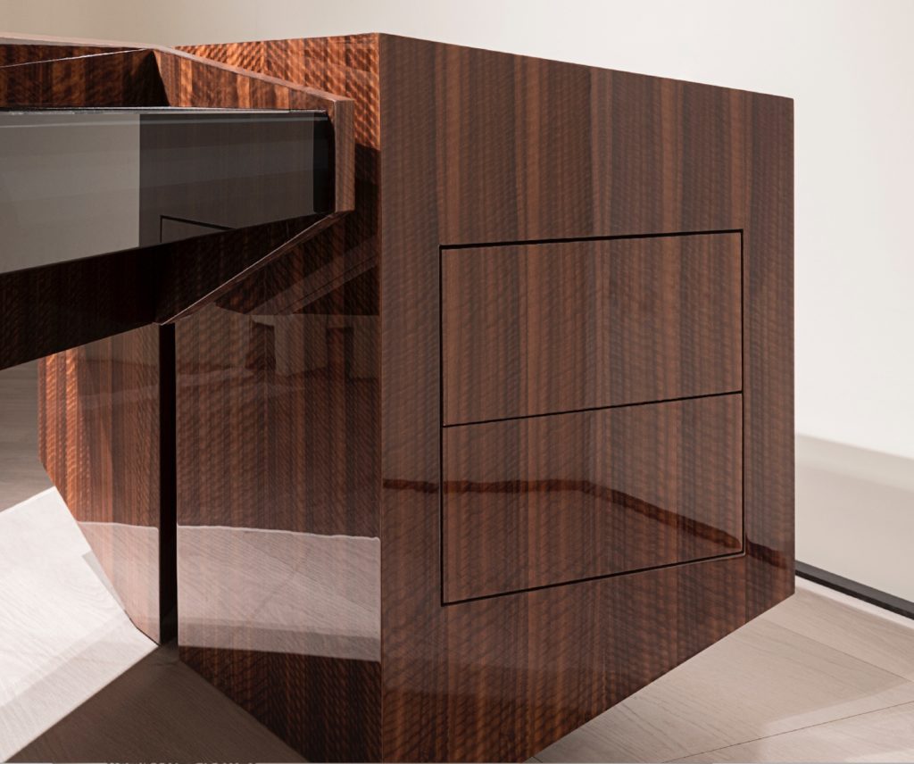 Edge Desk by Turri close-up on drawers in closed position