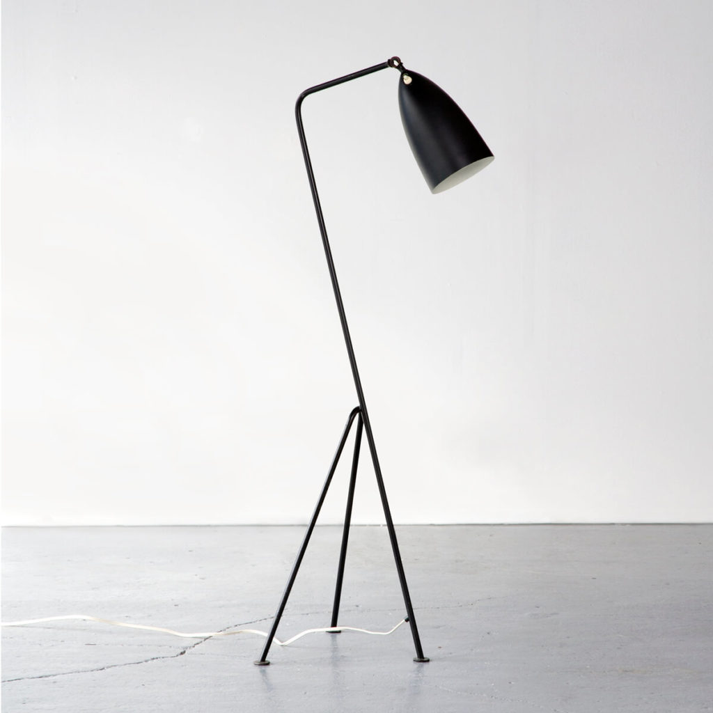 Greta Magnusson Grossman Grasshopper Floor Lamp metal lamp with black paint side view