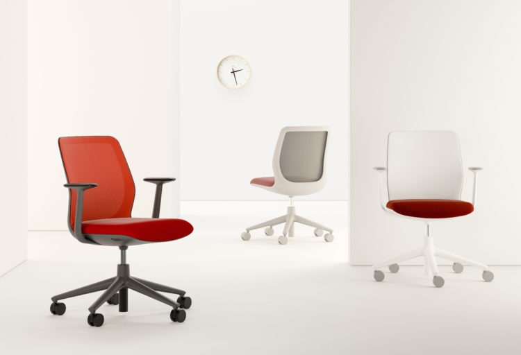 At NeoCon 2022: Click Task Chair by Stylex