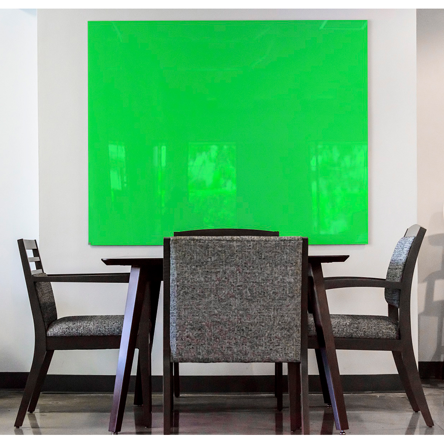 GlassWrite bright green near table