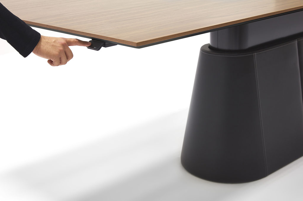 Vox LCS table sit-stand lever detail