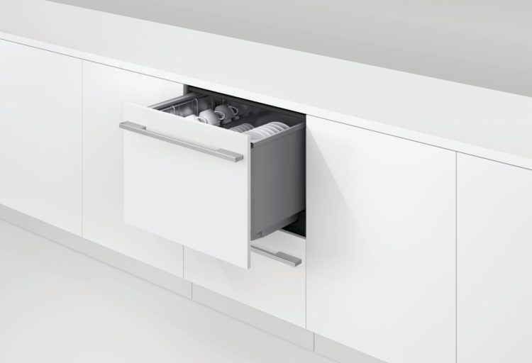 Series 11 dish drawer in white open