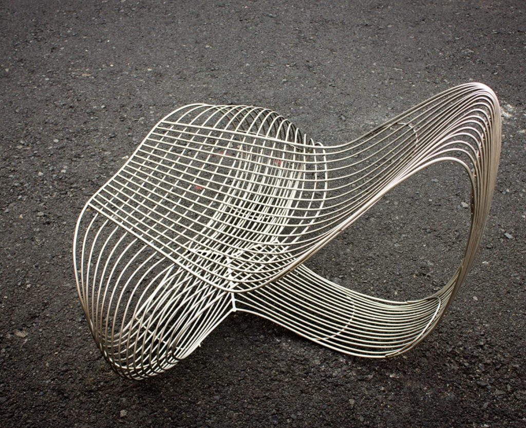 Ernesto Pastore chair made of bent steel 
