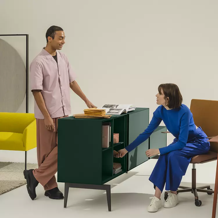 Semiton storage in green with woman and man