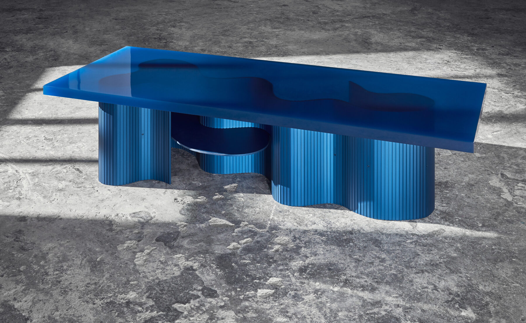 Spine Table Blue