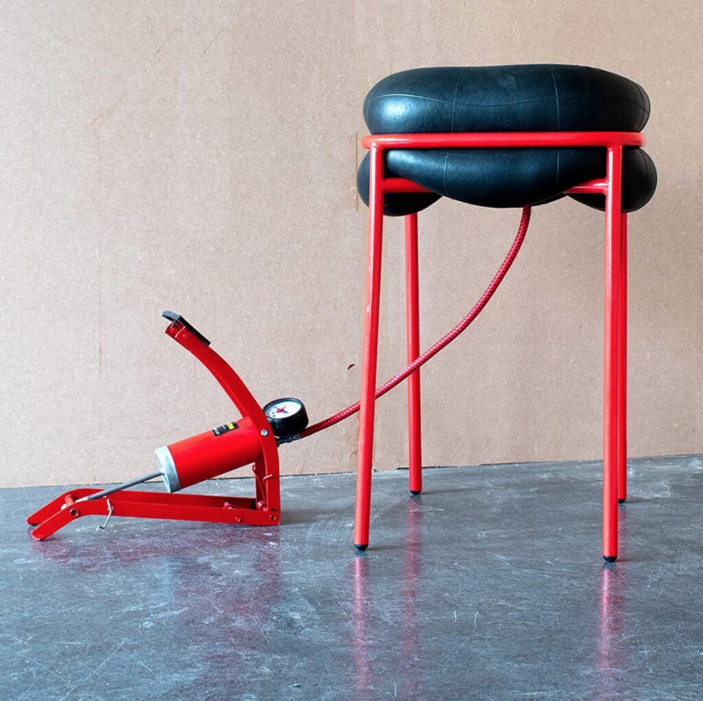 Inflate stool with pump