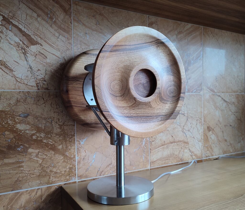 Side view of desk lamp