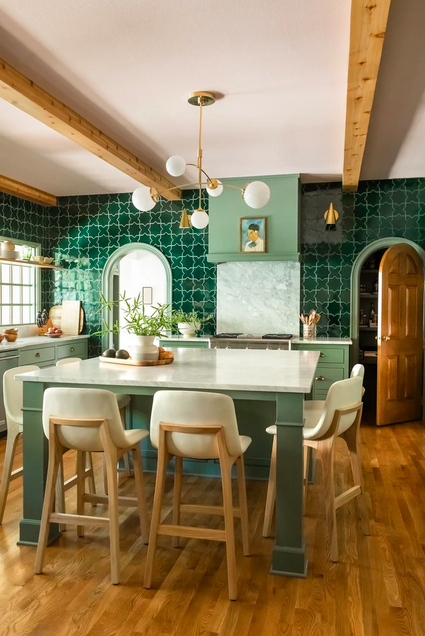 A kitchen with Evergreen Tile