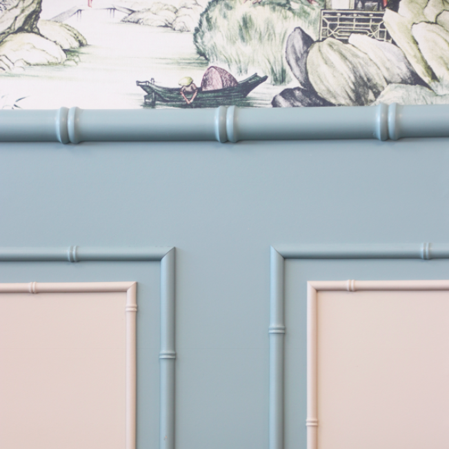 Bamboo Mouldings by Decora light blue in situ