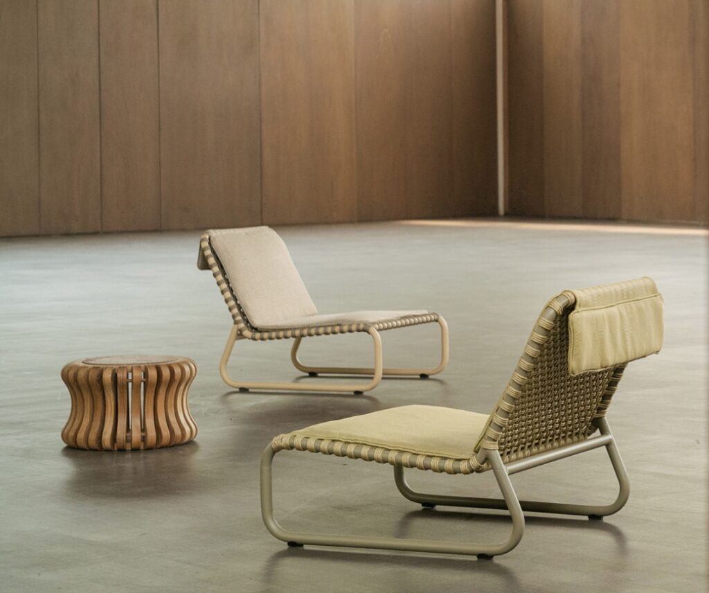 Teak stool with two lounge chairs